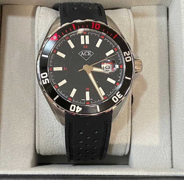 S/STL TM BLK /RED DIAL WITH BLACK RUBBER STRAP WATCH