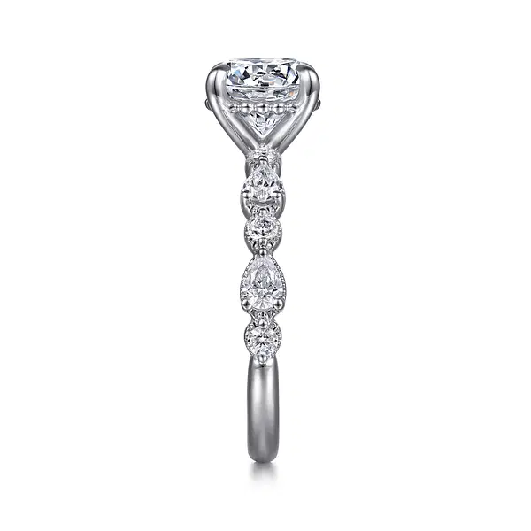 14KW .54CTW RBC/PEAR DIA HALF BAND W/BEADED HALO SEMI