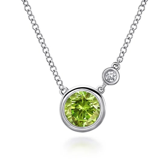 SS .89CT PERIDOT .02CT DIA ACCENT BEZEL PEND NECK 17.5"