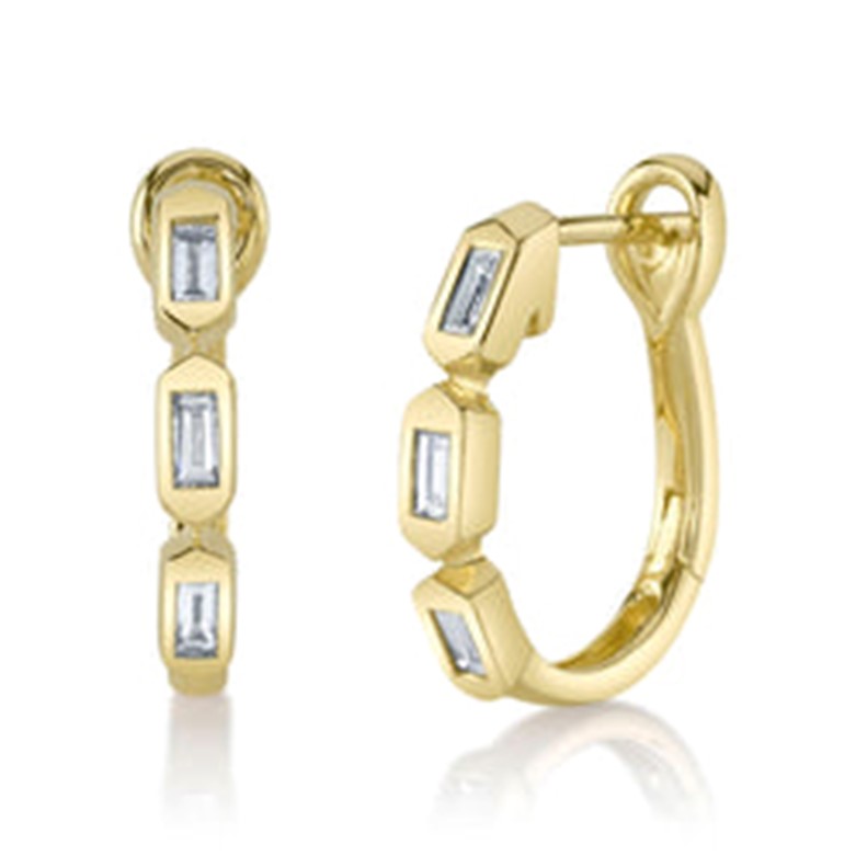 Shy Creation 14K Yellow Gold Baguette Diamond Bezel Oval Mini Hoop Earrings