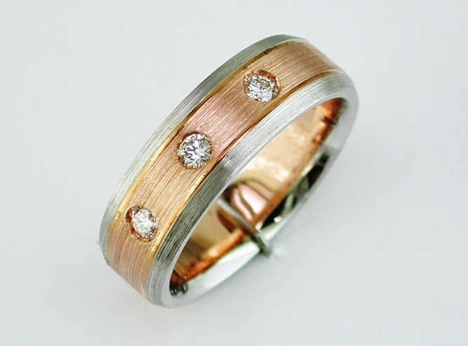 18K White & Yellow Gold Diamond Flush Set 3-Stone Men's Band (0.26ctw)