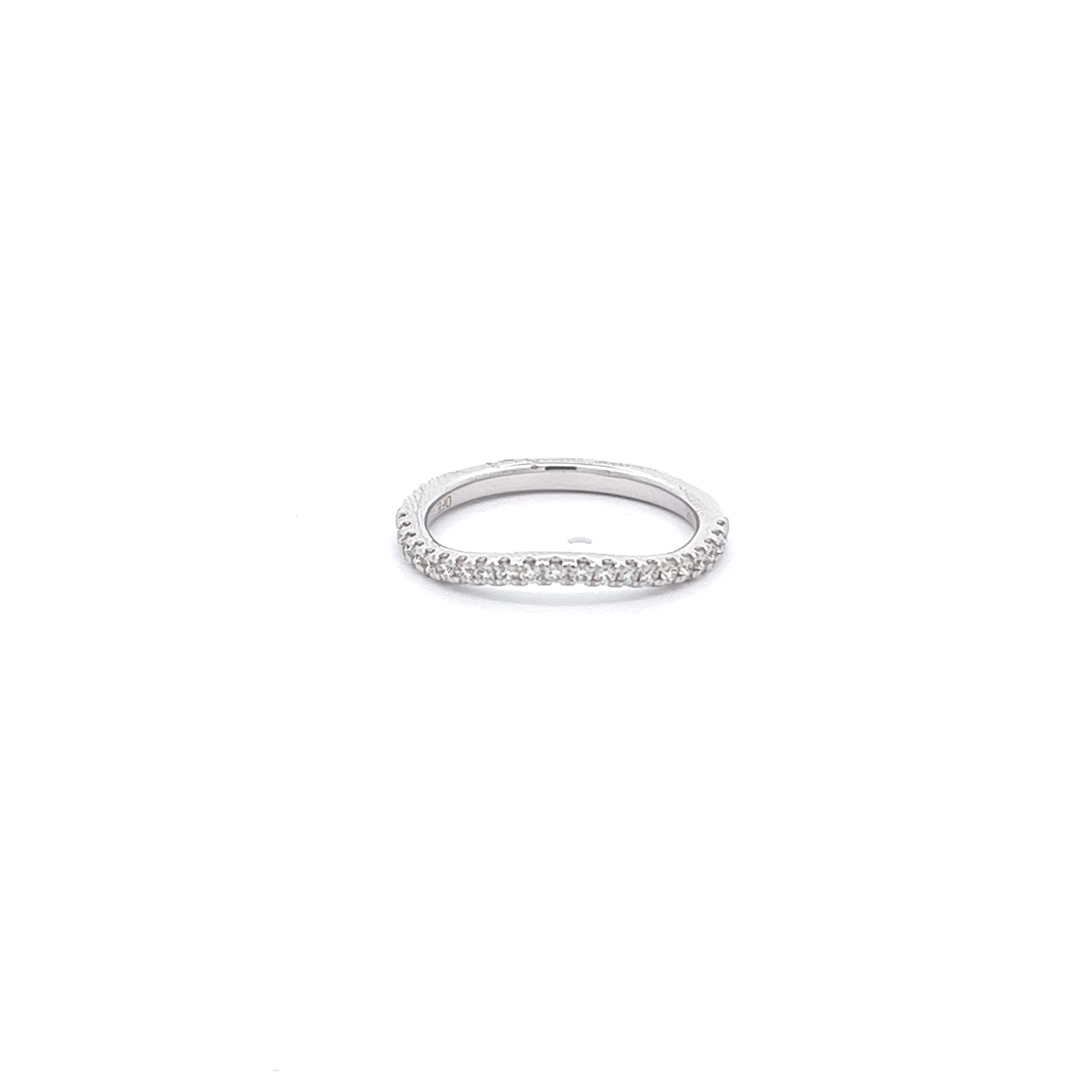 14K White Gold Diamond Curved Anniversary Band (0.40ctw)