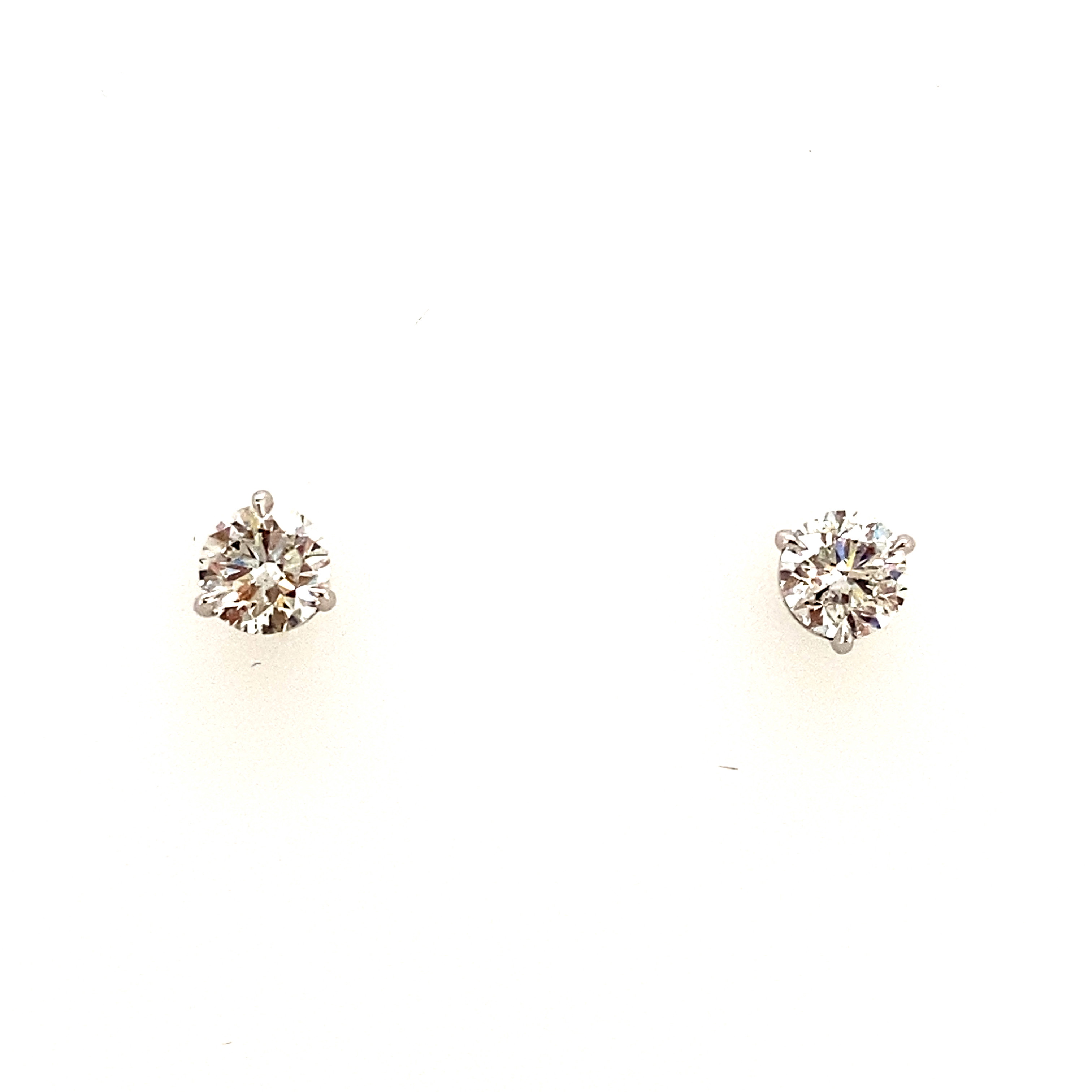 Platinum Diamond 3-Prong Martini Stud Earrings (1.48ctw)
